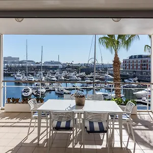 Atlantic Marina , Кейптаун ЮАР